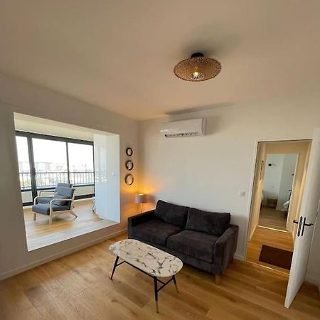 Penthouse / 2 Bedrooms In City Center Of Angers Exteriör bild