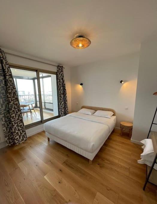 Penthouse / 2 Bedrooms In City Center Of Angers Exteriör bild
