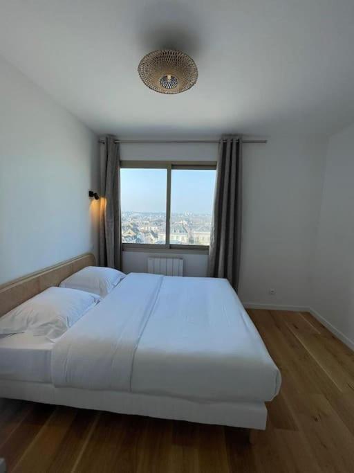 Penthouse / 2 Bedrooms In City Center Of Angers Exteriör bild
